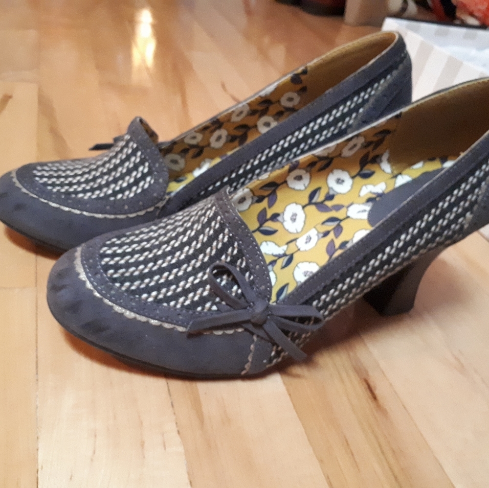 New Ruby Shoo size 8